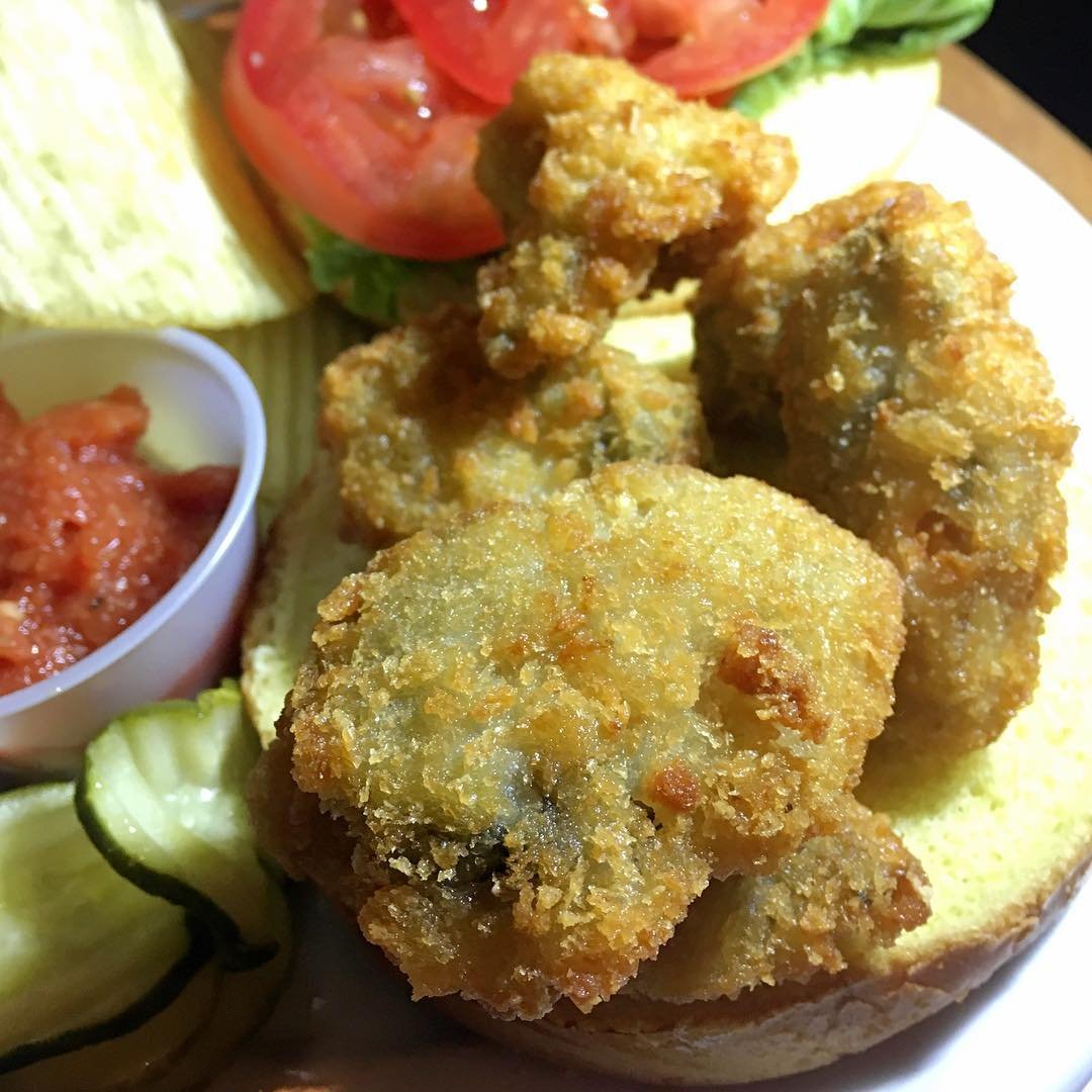 Fried oysters at Johnny Dee’s Lounge
